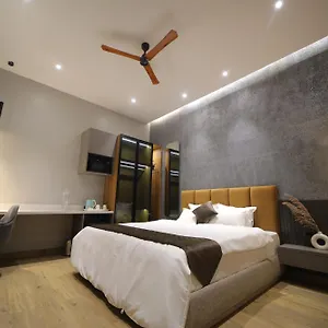 Holiday home The Cozy Chaos India